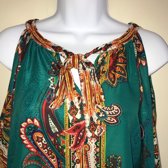 *ECI Cold Shoulder & Tie V-Neck Blouse - Picture 4 of 8